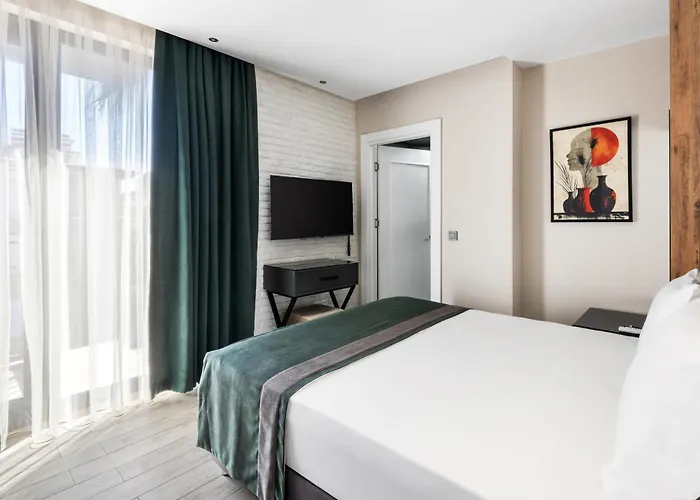Nivasole Lara Antalya